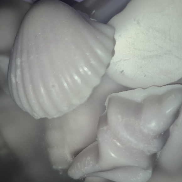 Wax Melts By Nugget - Picture 7 of 8